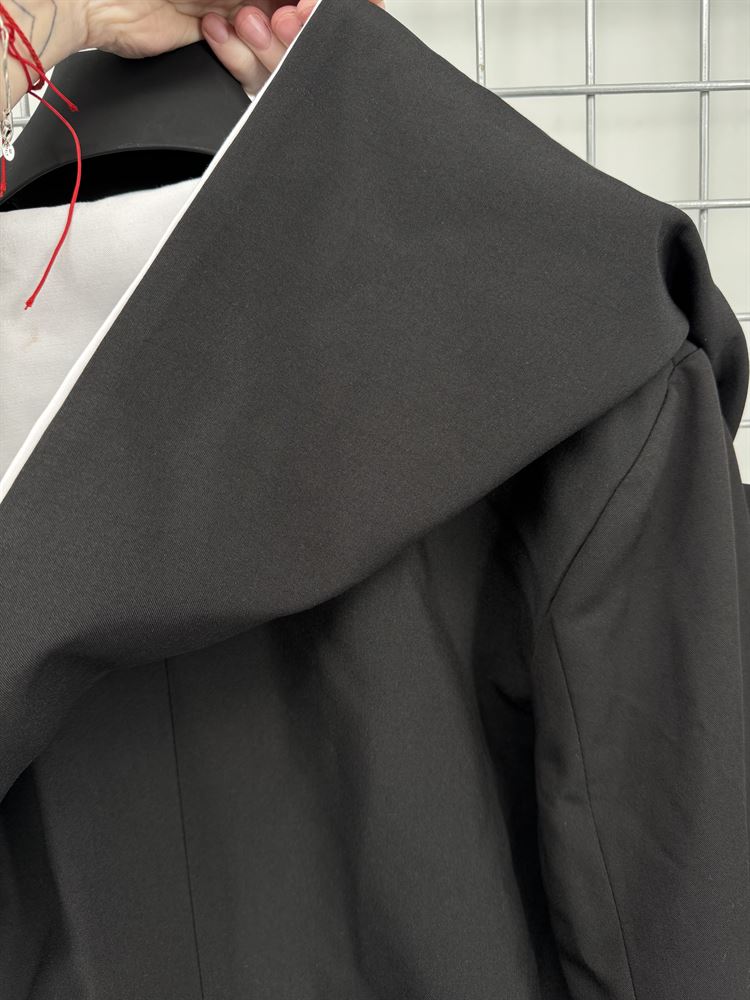 ЖАКЕТ МАТРОСКА С ЧЕРНЫМ ПОДКЛАДОМ  - РАЗМЕР S - фото 15763